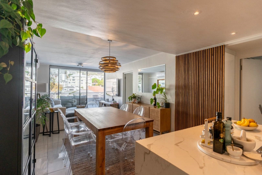 To Let 2 Bedroom Property for Rent in Sea Point Western Cape